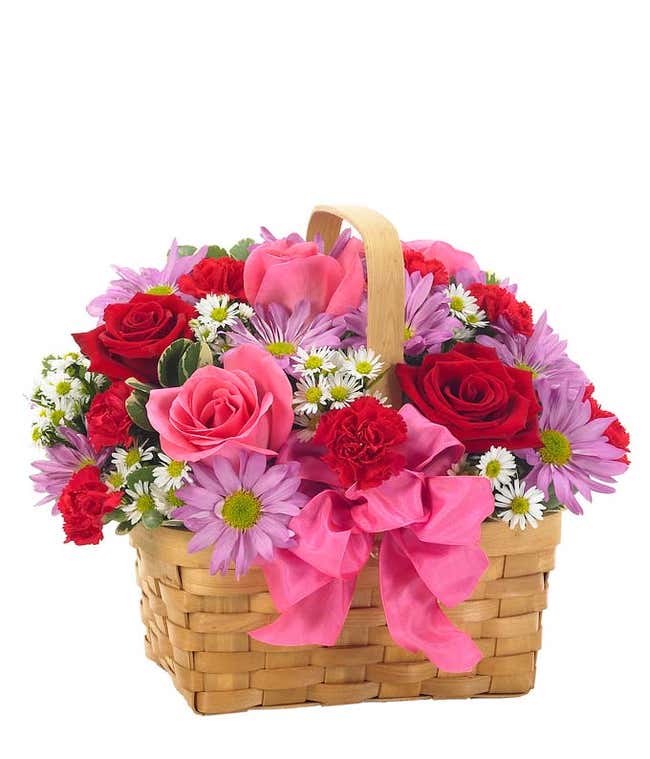 Valentine basket with red roses and pink roses