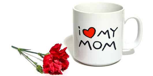 I love mom mug with single red carnation
